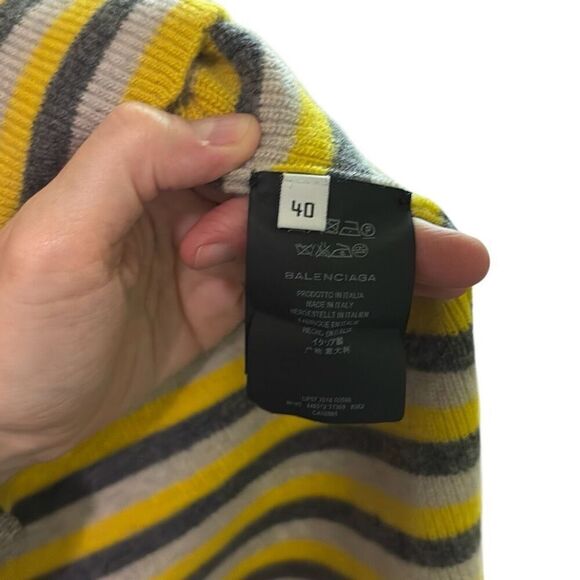 Balenciaga Paris Turtle Neck Sweater - Picture 6 of 6